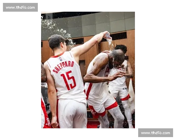 NBA上海赛火箭强势来袭引爆篮球热潮球迷期待巅峰对决再现经典瞬间